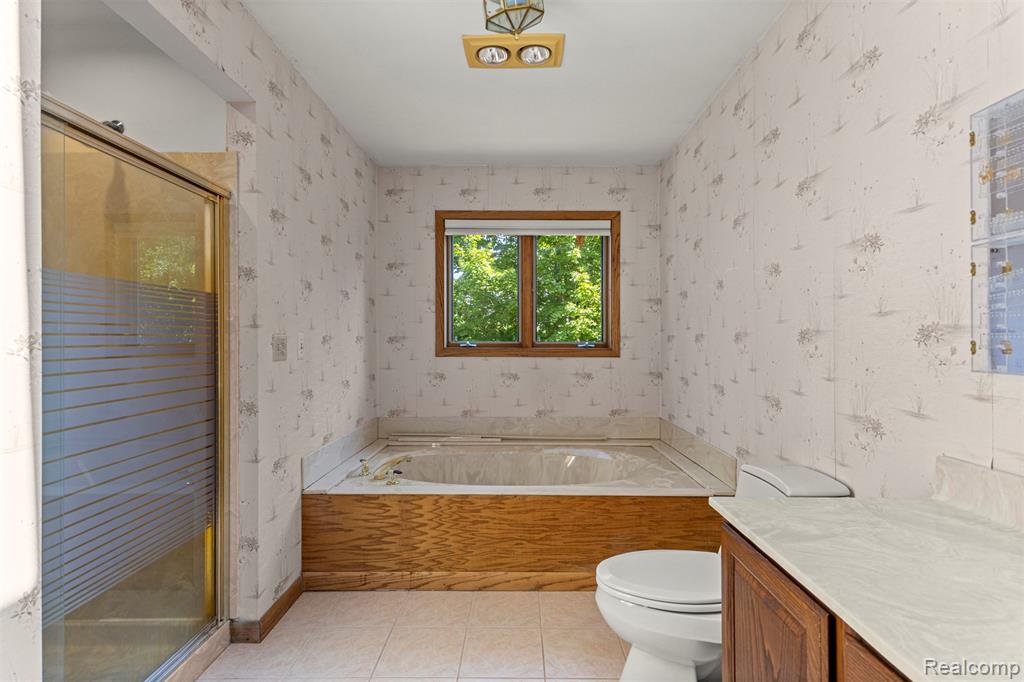18990 Beck Road Northville, MI 48168 - Photo 39 of 60