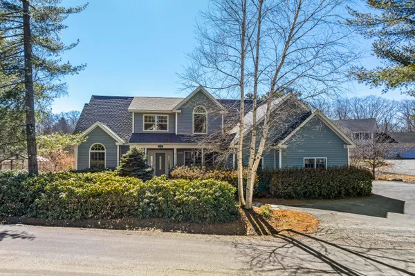 $705,000 | 17 Clam Cove Drive, Rockport, ME 04856