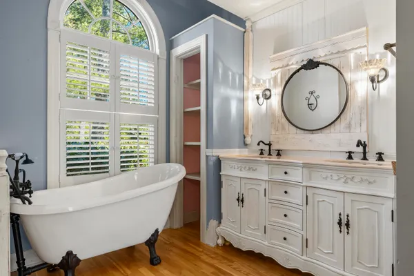$795,000 | 17 Clam Cove Drive, Rockport, ME 04856
