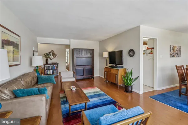 $398,000 | 5410 Connecticut Avenue Northwest, Unit 412, Washington, DC 20015