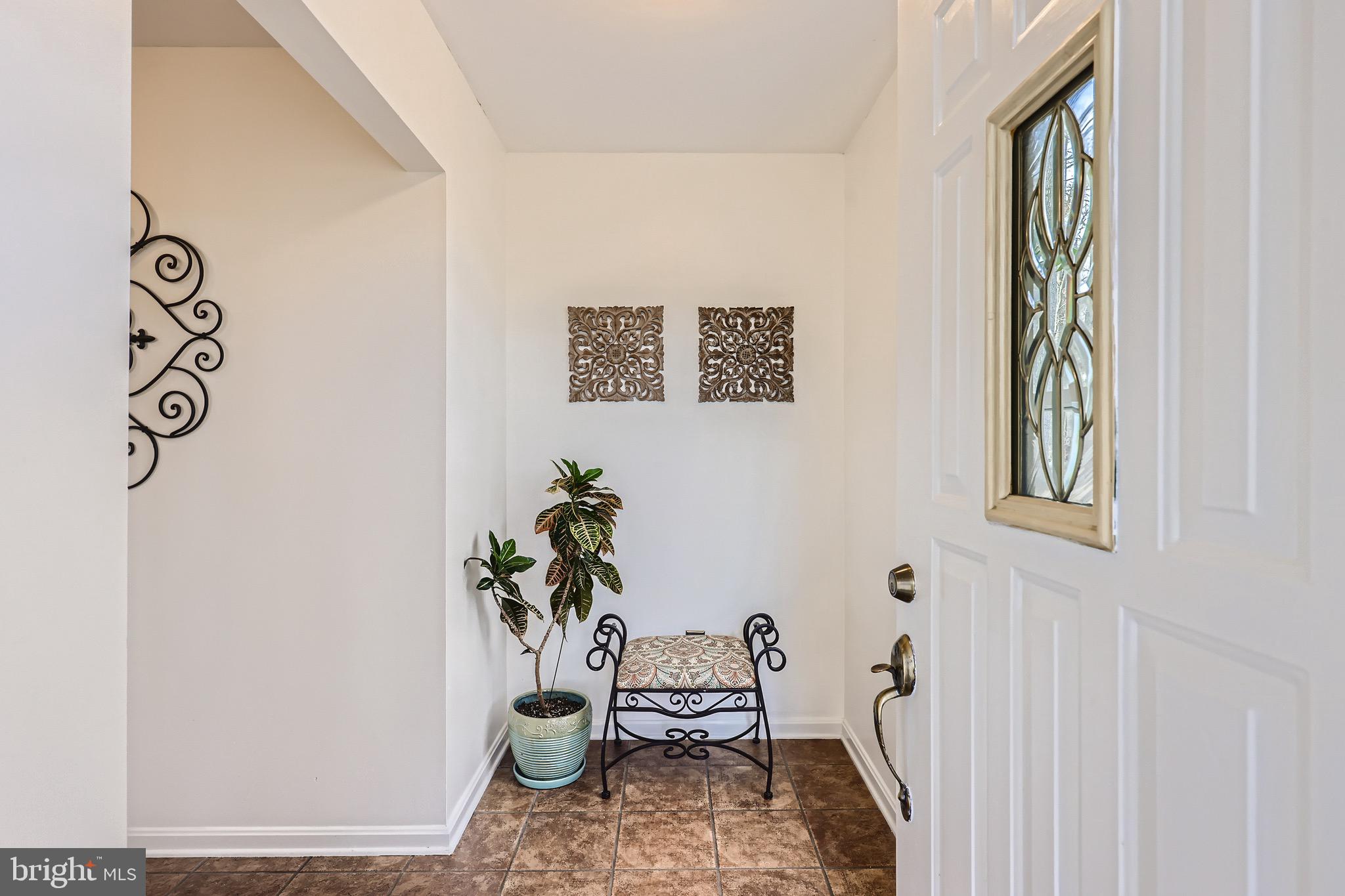 722 Warren Road Cockeysville, MD 21030 - Photo 4 of 27 Gallery Image 4