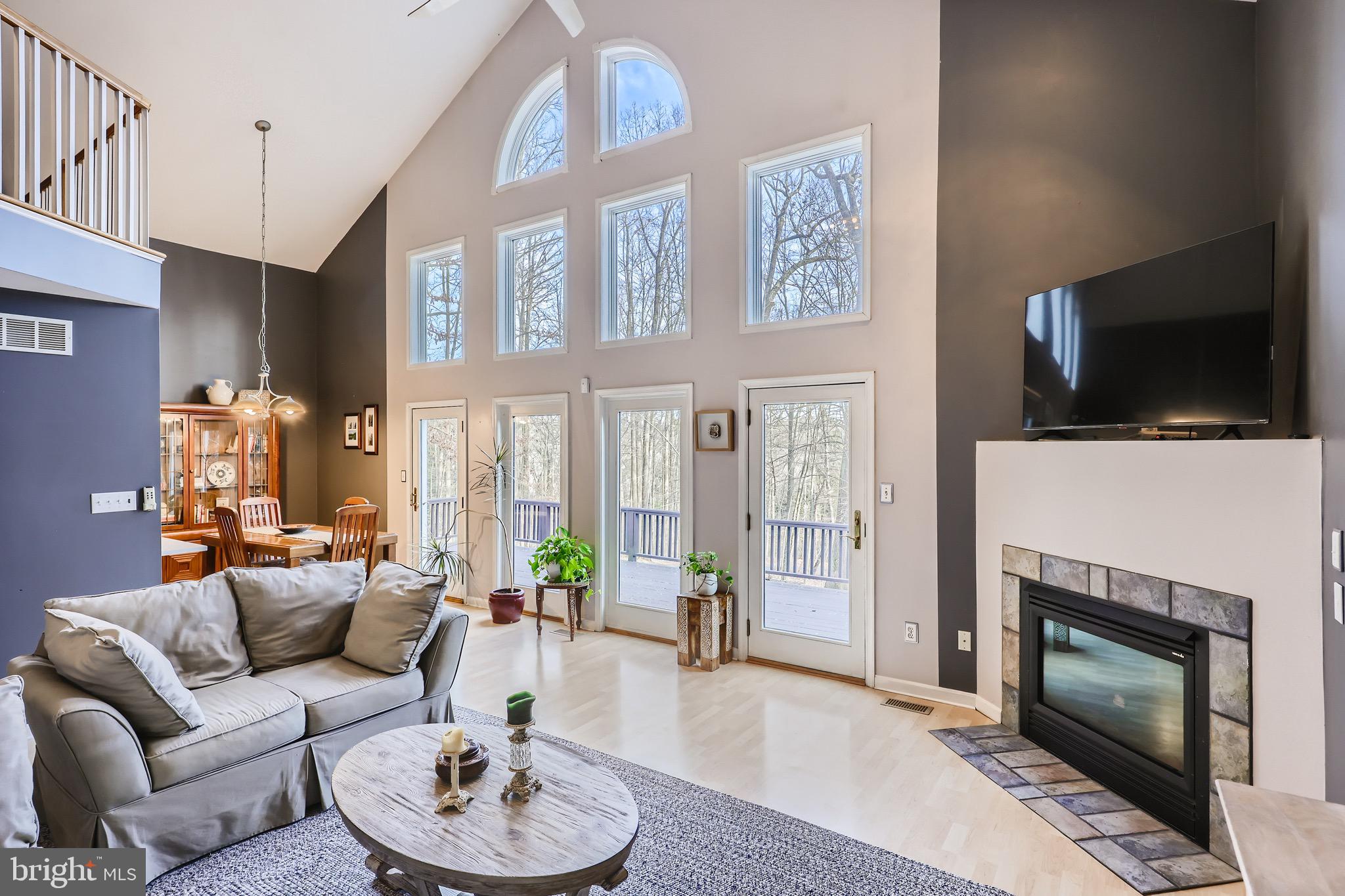 722 Warren Road Cockeysville, MD 21030 - Photo 6 of 27 Gallery Image 6