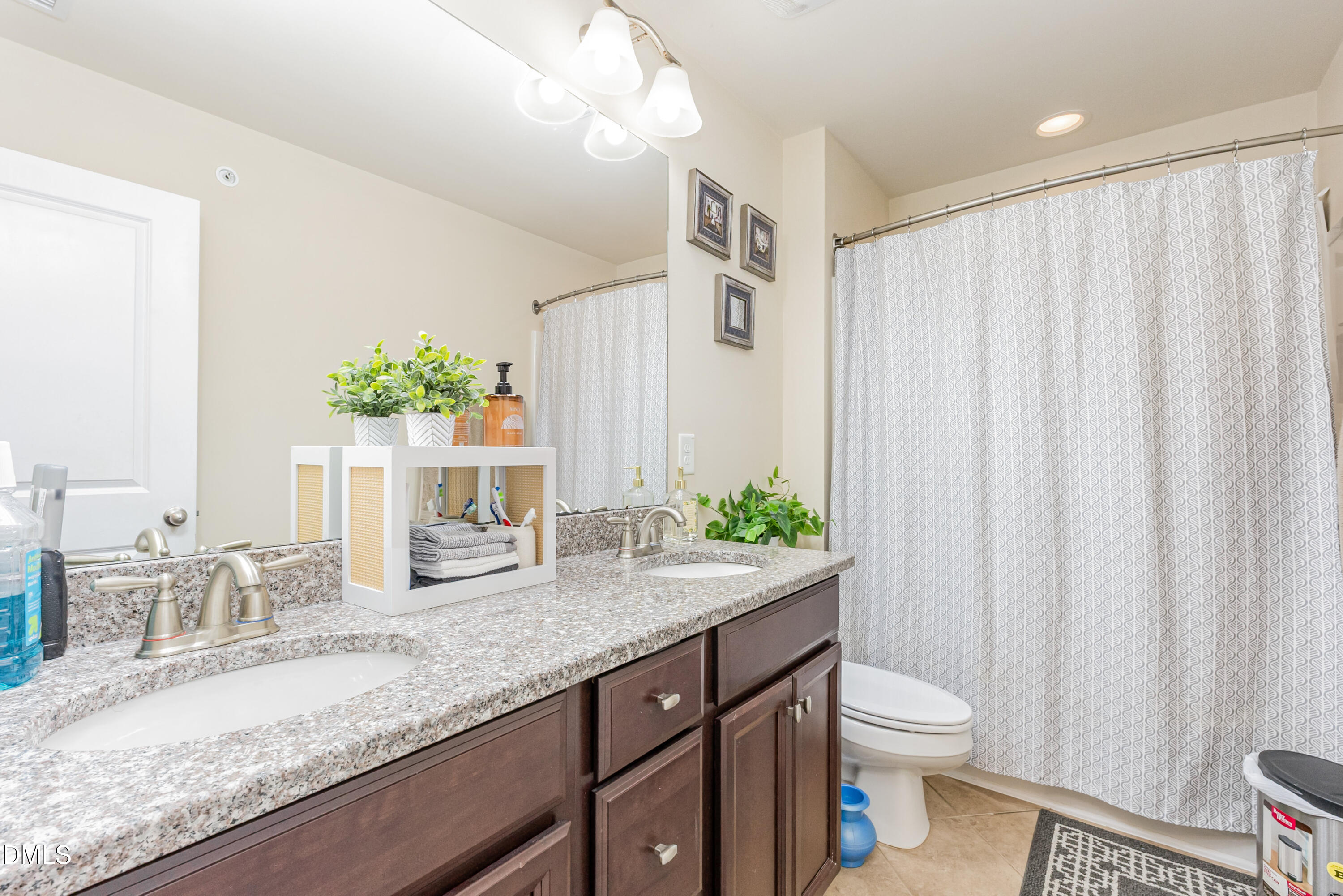 9202 Giralda Walk Raleigh, NC 27617 - Photo 18 of 27 020_cj4a1680-edit_241