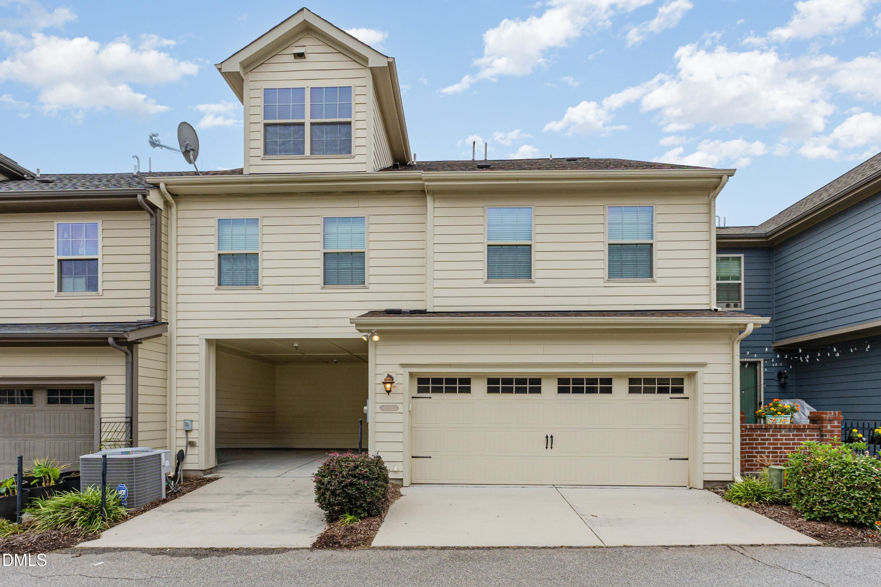 9202 Giralda Walk Raleigh, NC 27617 - Photo 24 of 27 026_cj4a1698-edit_825