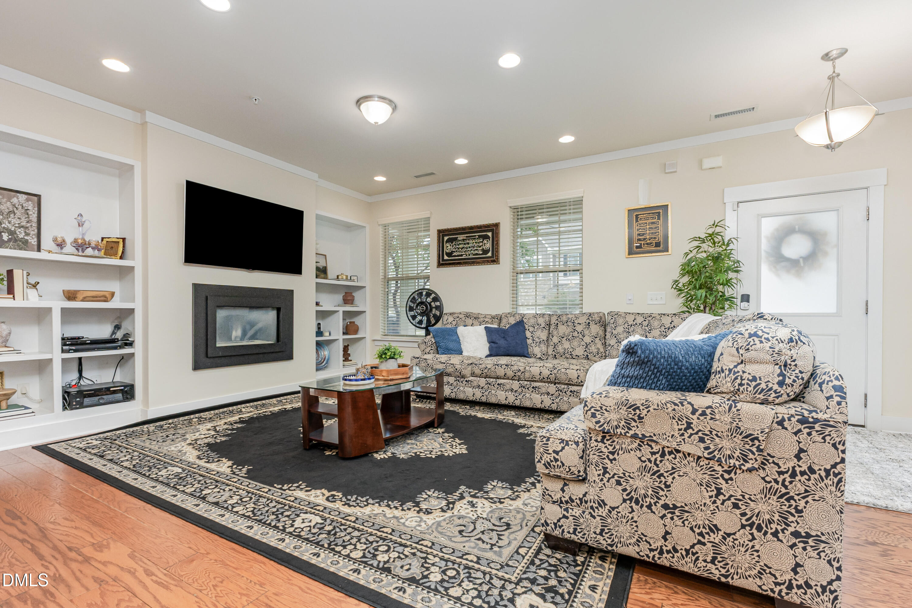 9202 Giralda Walk Raleigh, NC 27617 - Photo 3 of 27 005_cj4a1659-edit_938