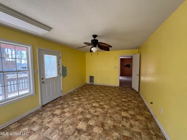 $75,000 | 212 Lou Ann Street, Florence, MS 39073
