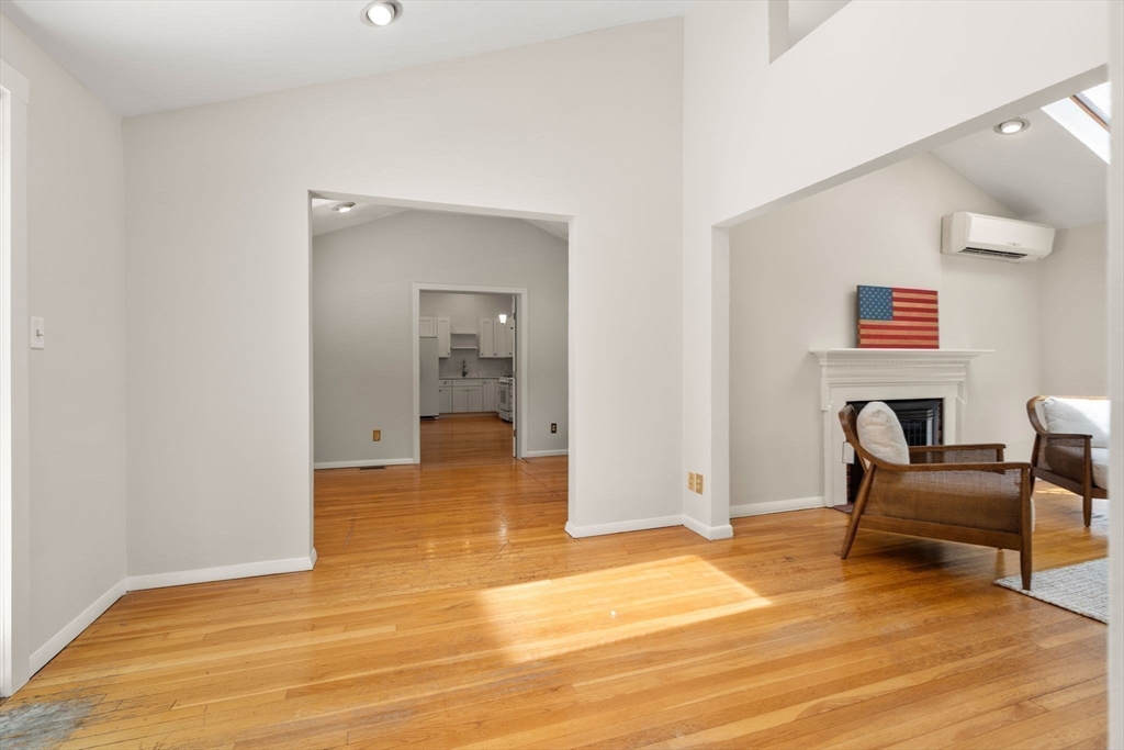 153 Pratts Mill Road Sudbury, MA 01776 - Photo 9 of 38