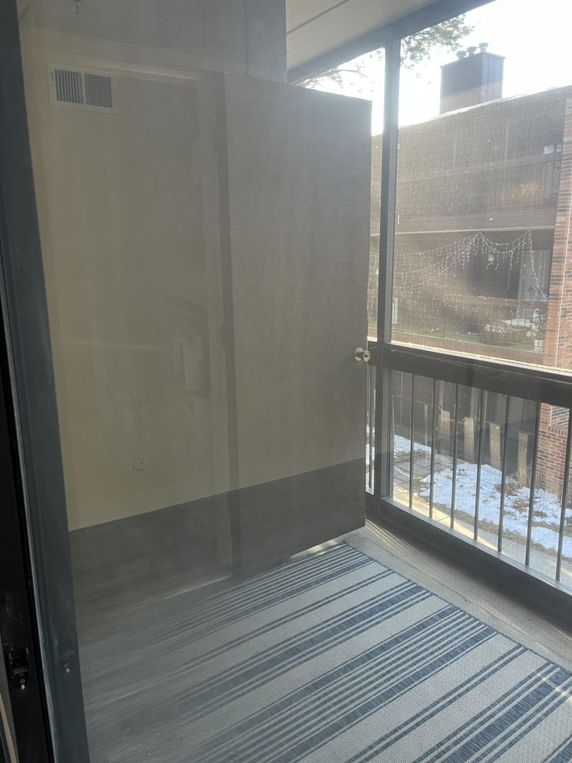 5515 Cromwell Lane, Unit M2 Oak Forest, IL 60452 - Photo 19 of 25 a view of wooden floor in a small room