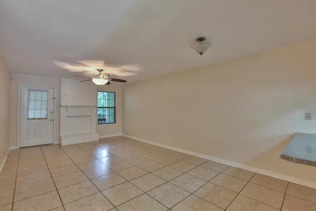 $1,395 | 2913 Woodrich Drive, Unit C, Tallahassee, FL 32301