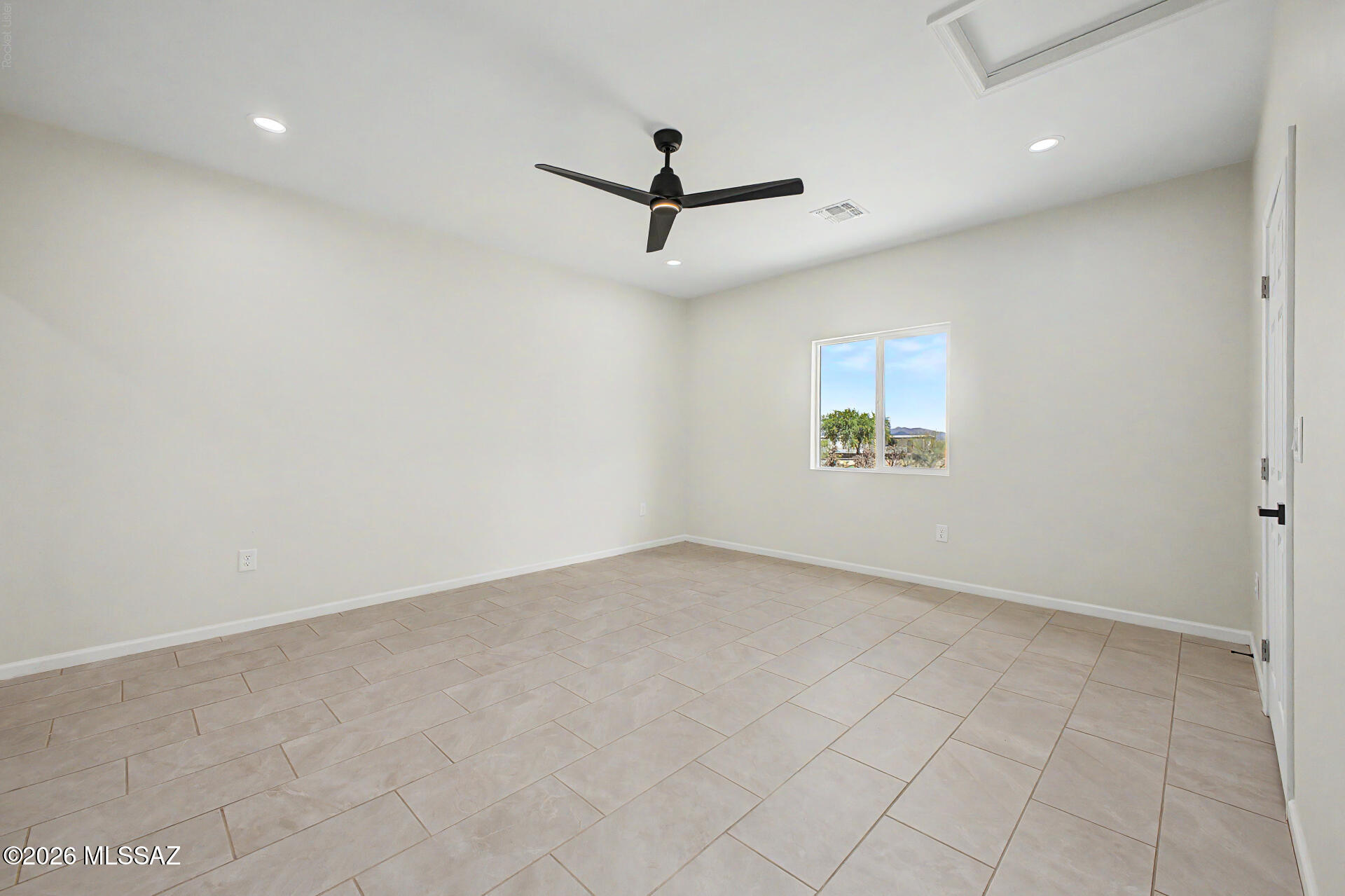 16840 West Chumblers Road Tucson, AZ 85736 - Photo 14 of 28