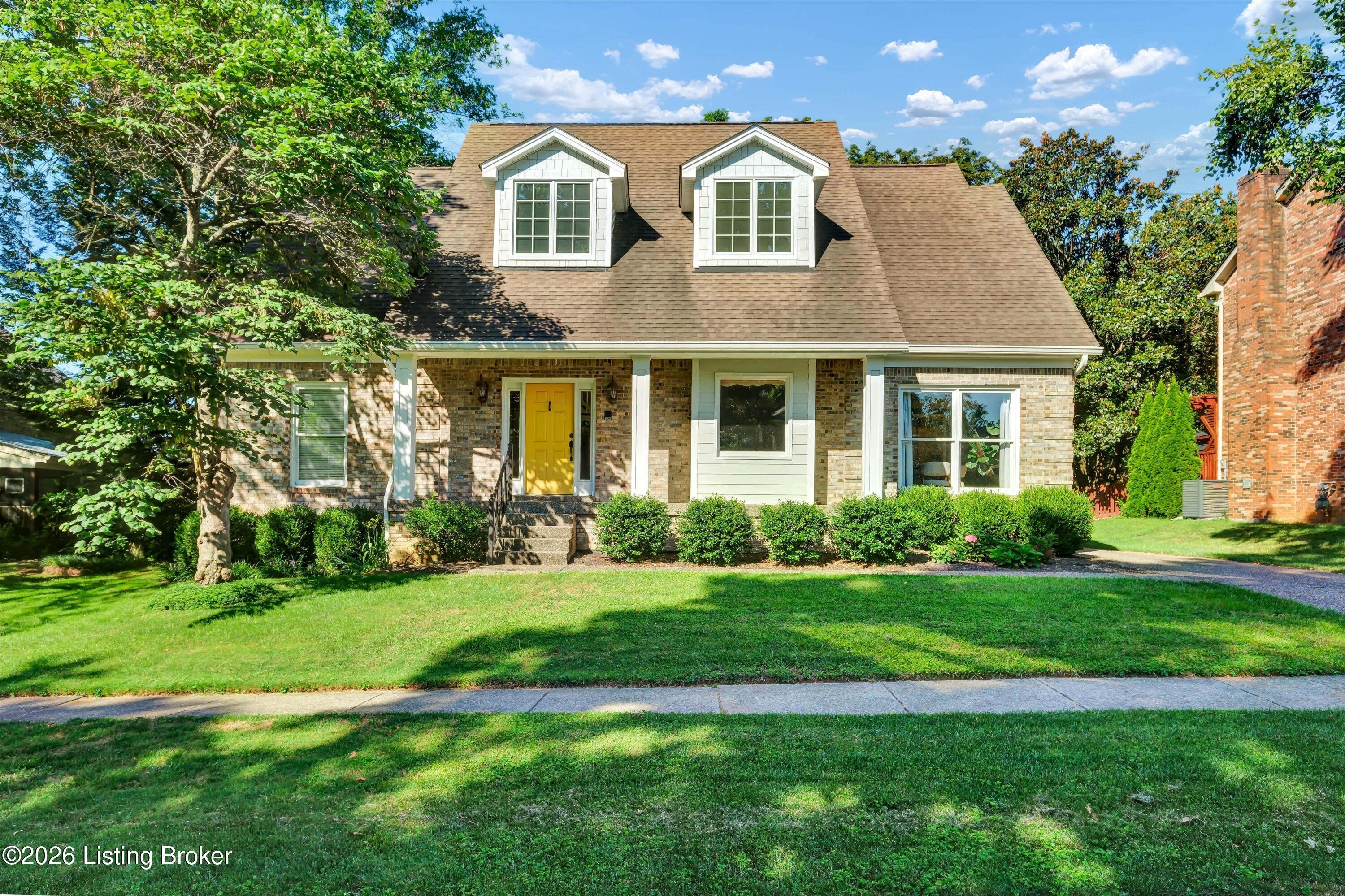 802 Foxgate Road Louisville, KY 40223 - Photo 1 of 71 02-802 Foxgate Rd