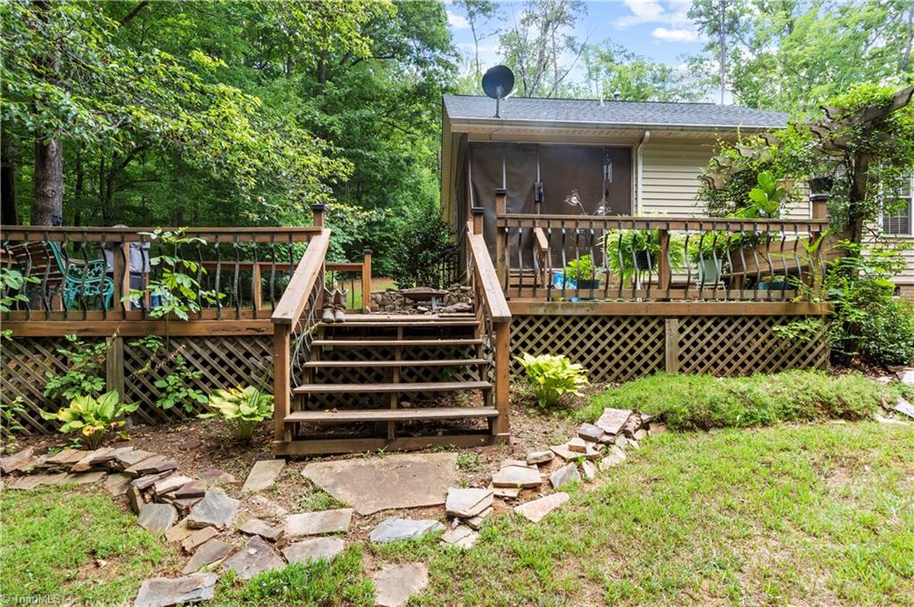 1418 Mountain View Church Road King, NC 27021 - Photo 23 of 27