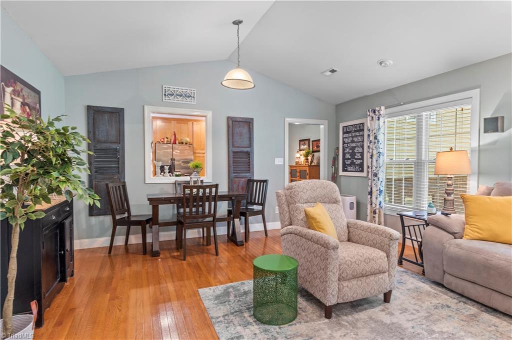 1418 Mountain View Church Road King, NC 27021 - Photo 5 of 27