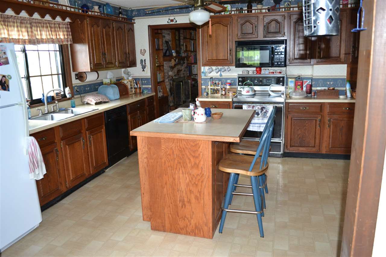 10877 East Harrison Road Merrill, MI 48637 - Photo 10 of 26 1802406-9.JPG