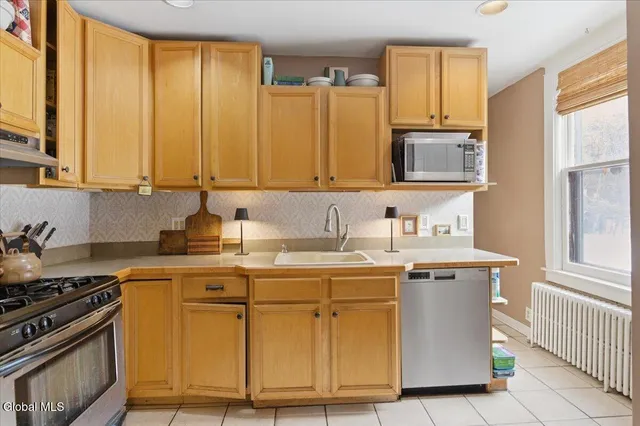 $1,290,000 | 278 Ballston Avenue, Saratoga Springs, NY 12866