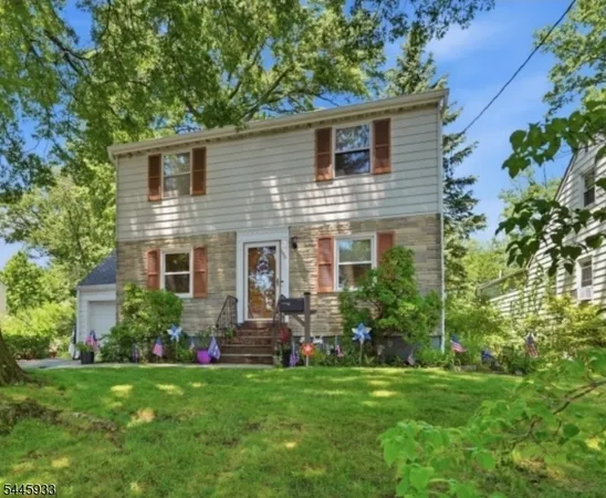 $699,999 | 150 Darling Avenue, Bloomfield, NJ 07003