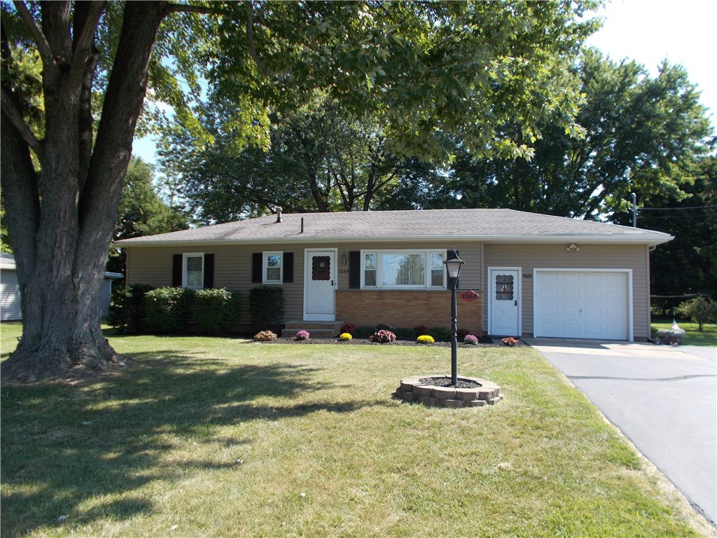 1064 Shoecraft Road Webster, NY 14580 - Photo 1 of 1