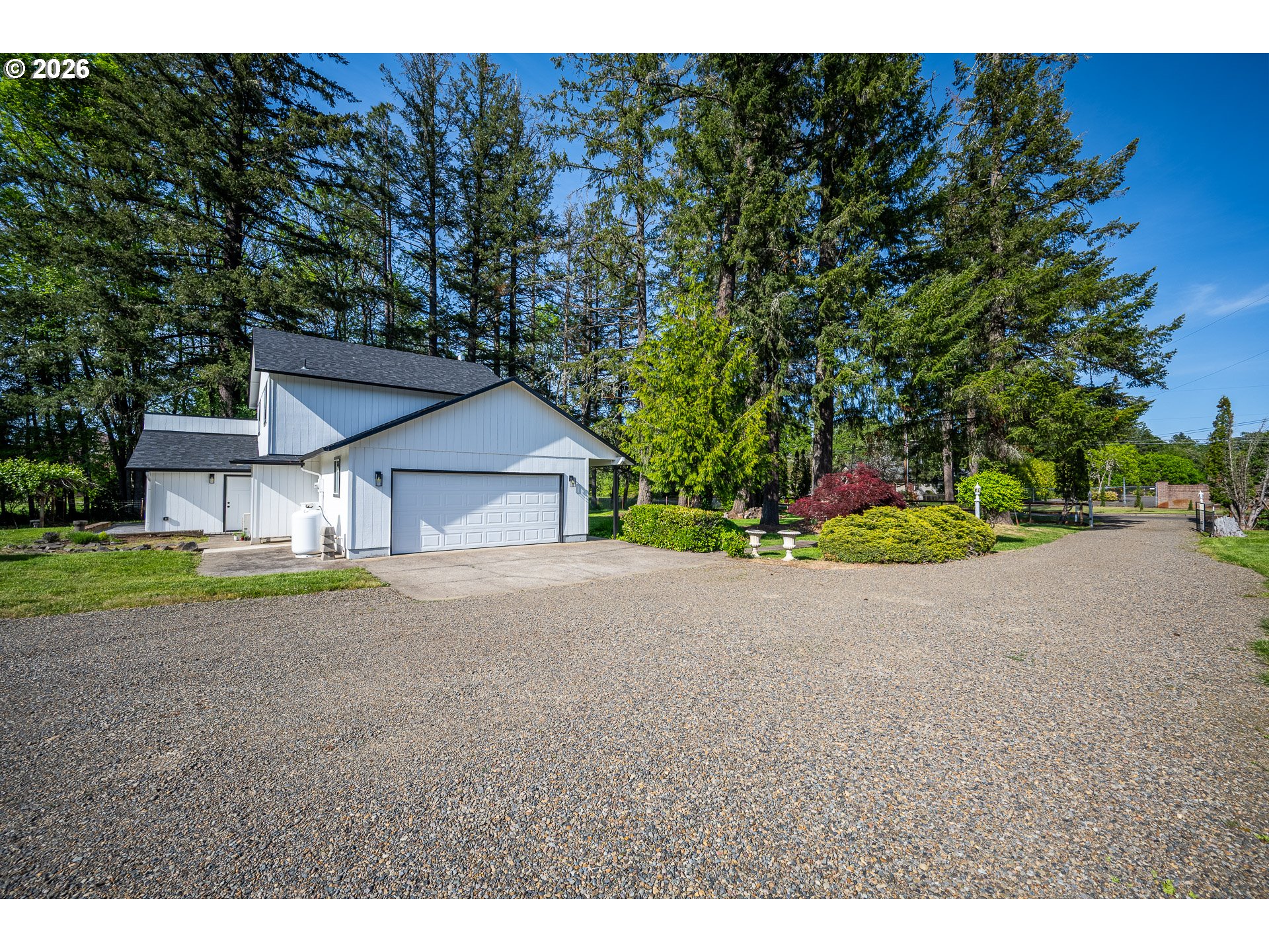 25264 East Bolton Road Veneta, OR 97487 - Photo 3 of 46
