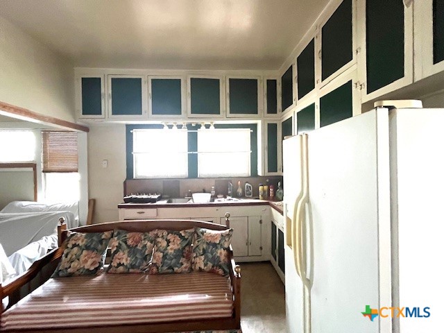 206 Hinton Street Three Rivers, TX 78071 - Photo 13 of 34 a view of washer and dryer