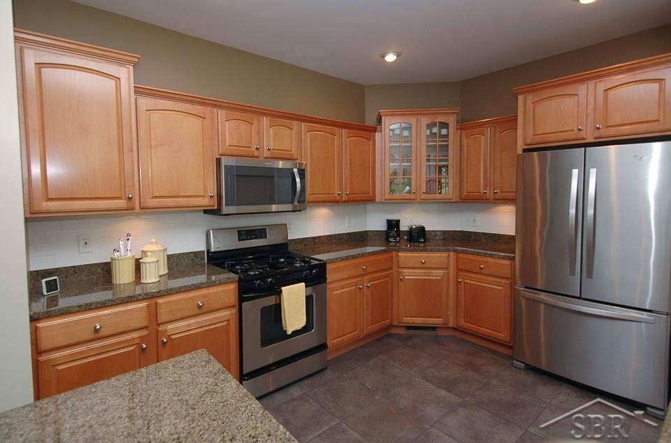 8484 Midland Road Freeland, MI 48623 - Photo 6 of 23 31326427-5.JPG