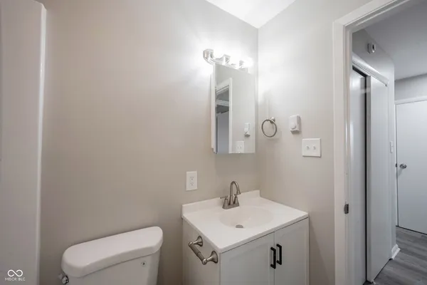 $1,099 | 570 Highway 52, Unit 2B, Fountaintown, IN 46130