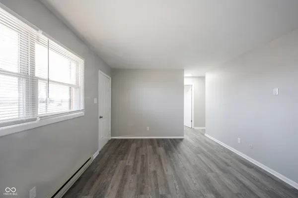 $1,149 | 570 Highway 52, Unit 2B, Fountaintown, IN 46130