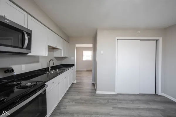 $1,149 | 570 Highway 52, Unit 2B, Fountaintown, IN 46130