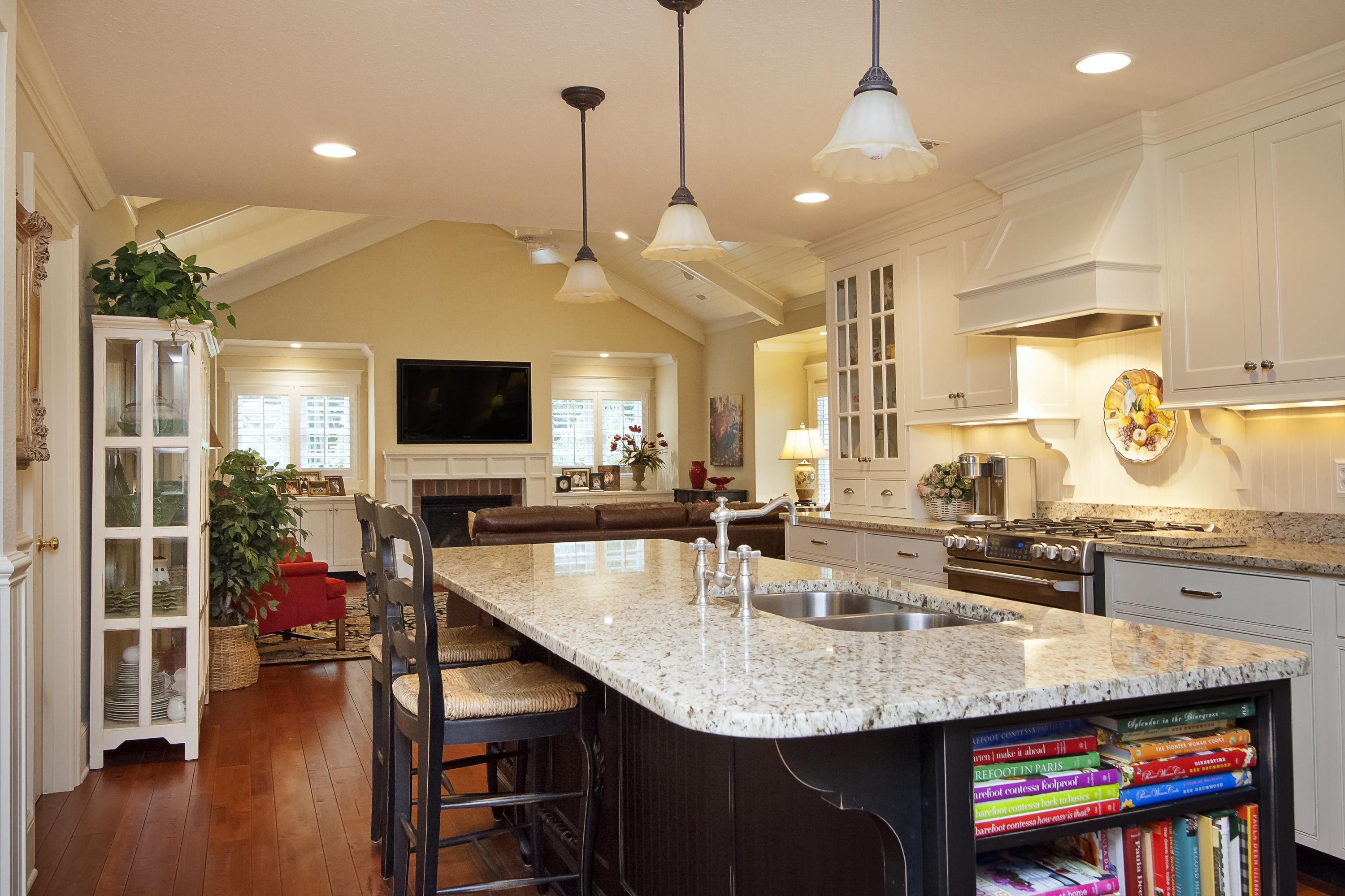 2335 Midland Road Pinehurst, NC 28374 - Photo 13 of 42 42Kitchen