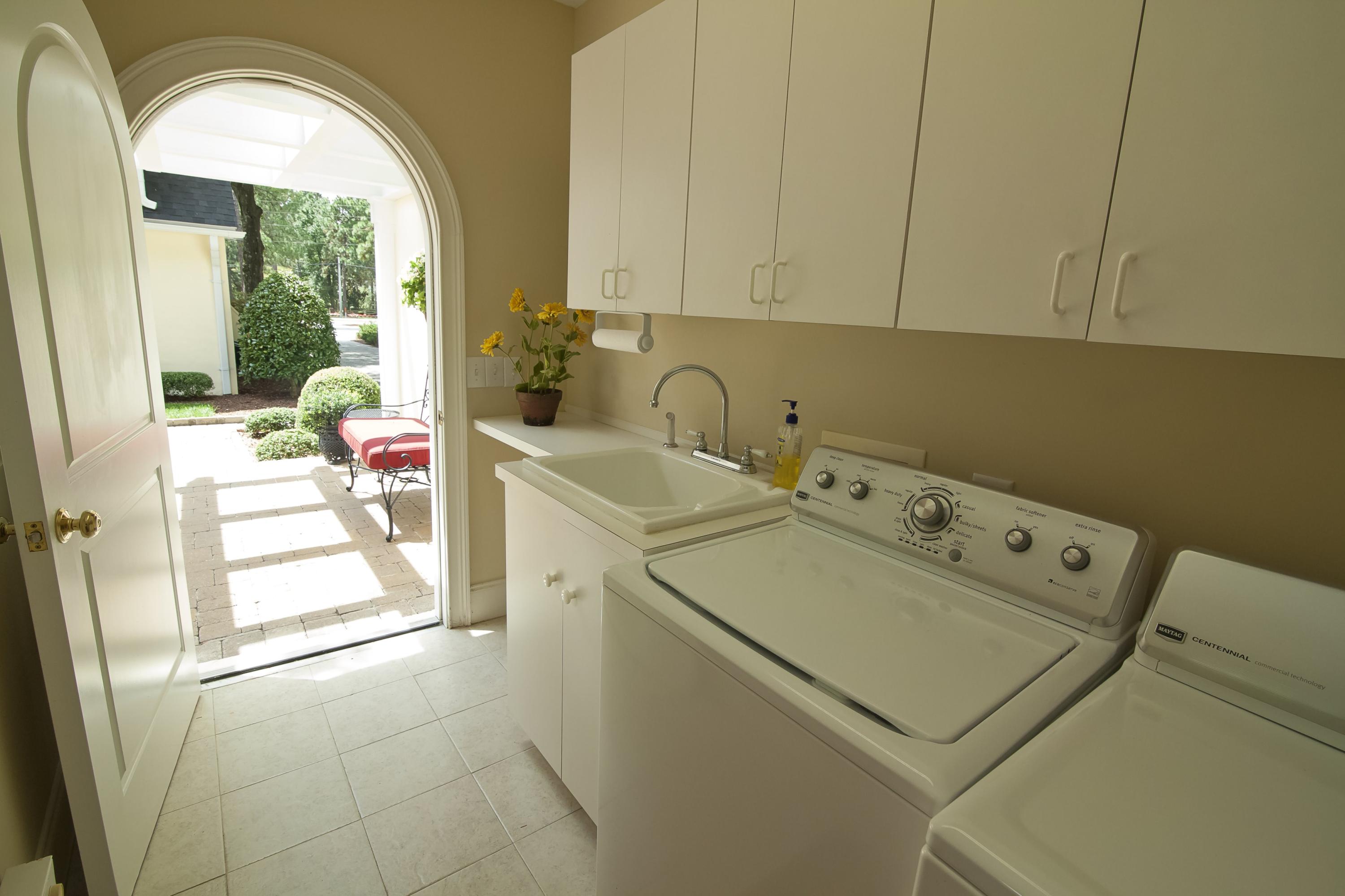 2335 Midland Road Pinehurst, NC 28374 - Photo 33 of 42 17LaundryRoom