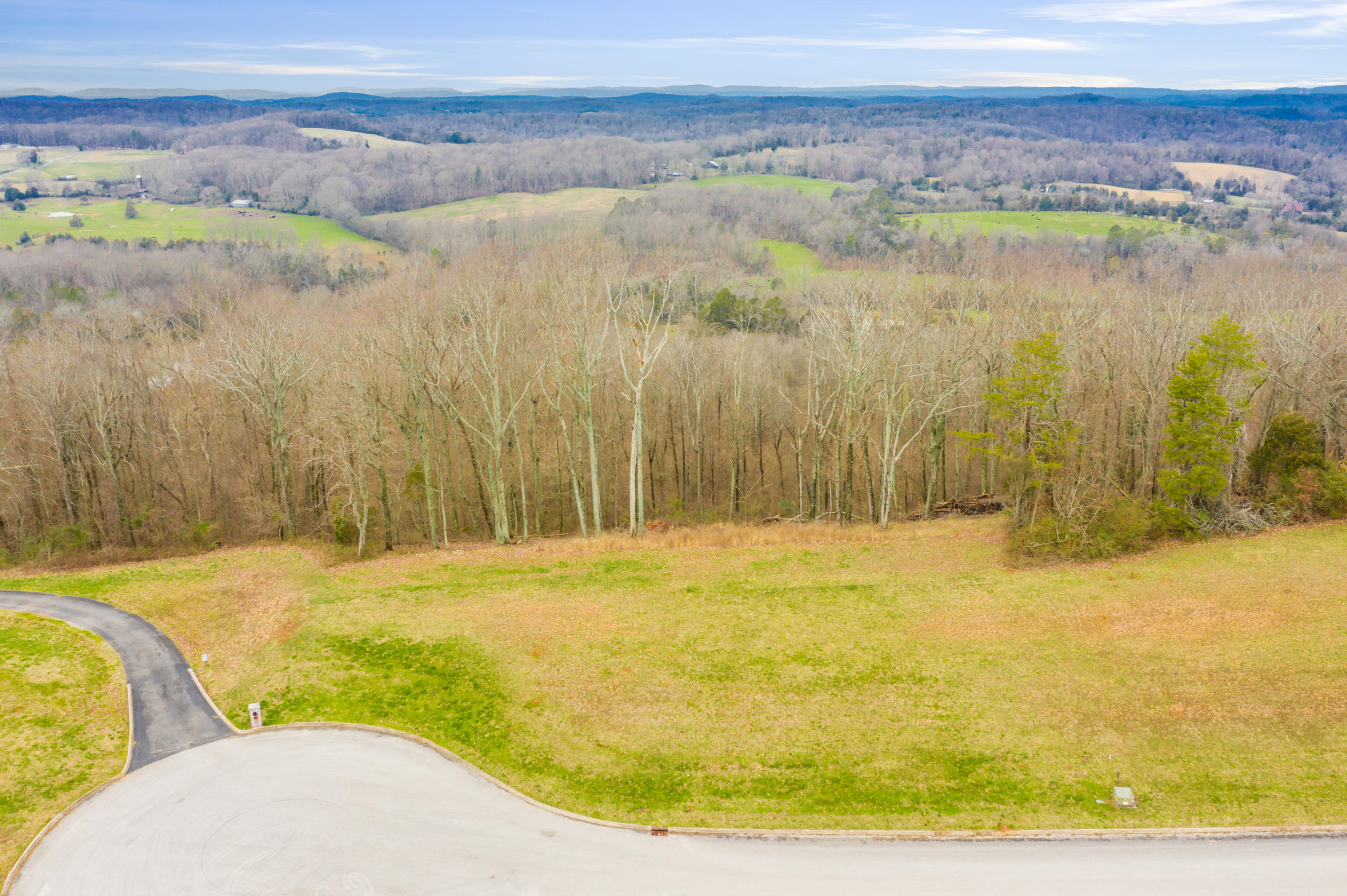 2364 James Ridge Road Loudon, TN 37774 - Photo 3 of 22 2364JamesRidge-4