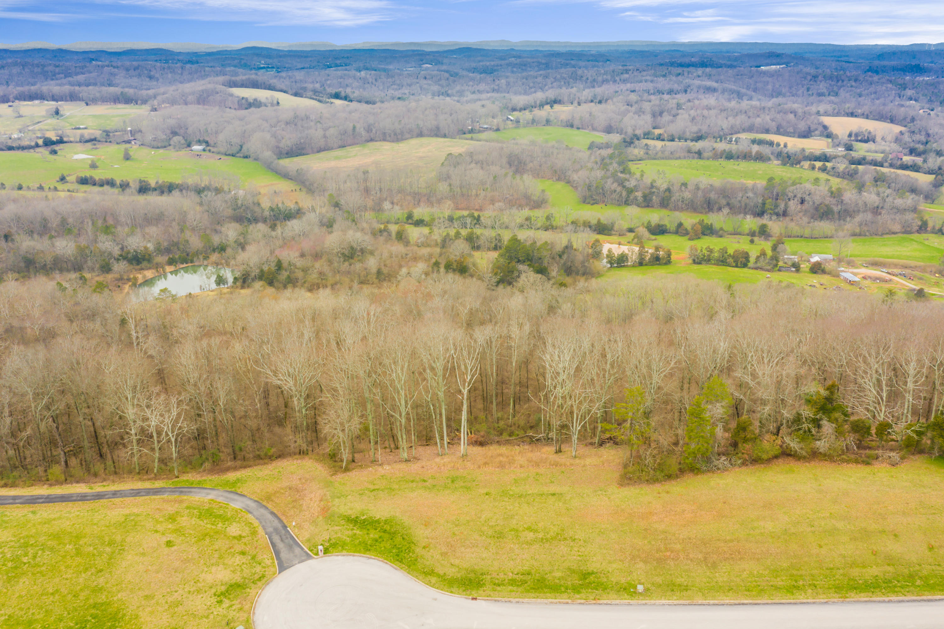 2364 James Ridge Road Loudon, TN 37774 - Photo 6 of 22 2364JamesRidge-7
