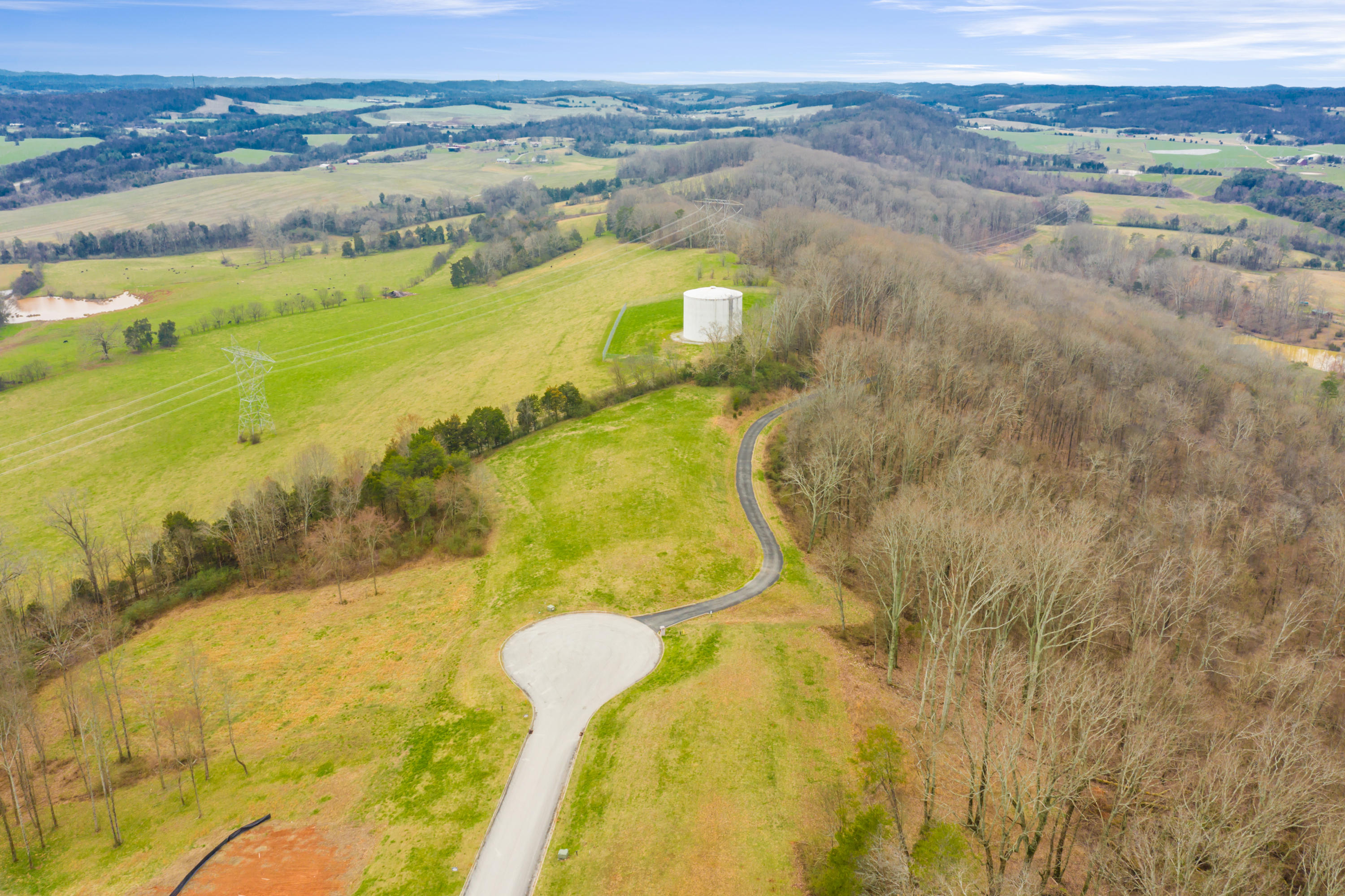 2364 James Ridge Road Loudon, TN 37774 - Photo 8 of 22 2364JamesRidge-9