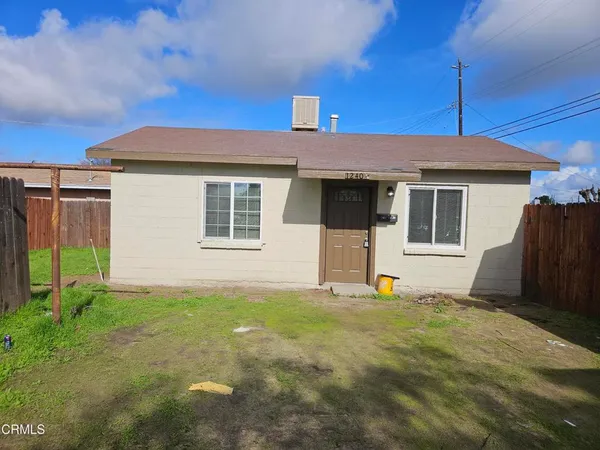 $1,068,000 | 1240 J Street, Sanger, CA 93657