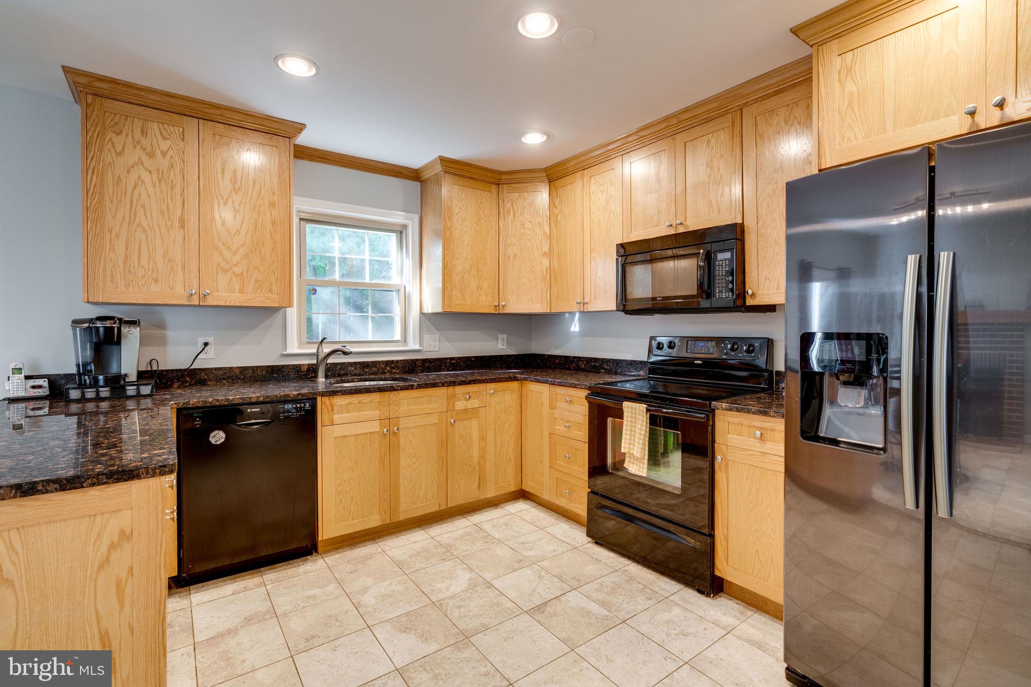 7909 Treeside Court Springfield, VA 22152 - Photo 12 of 35 Updated kitchen