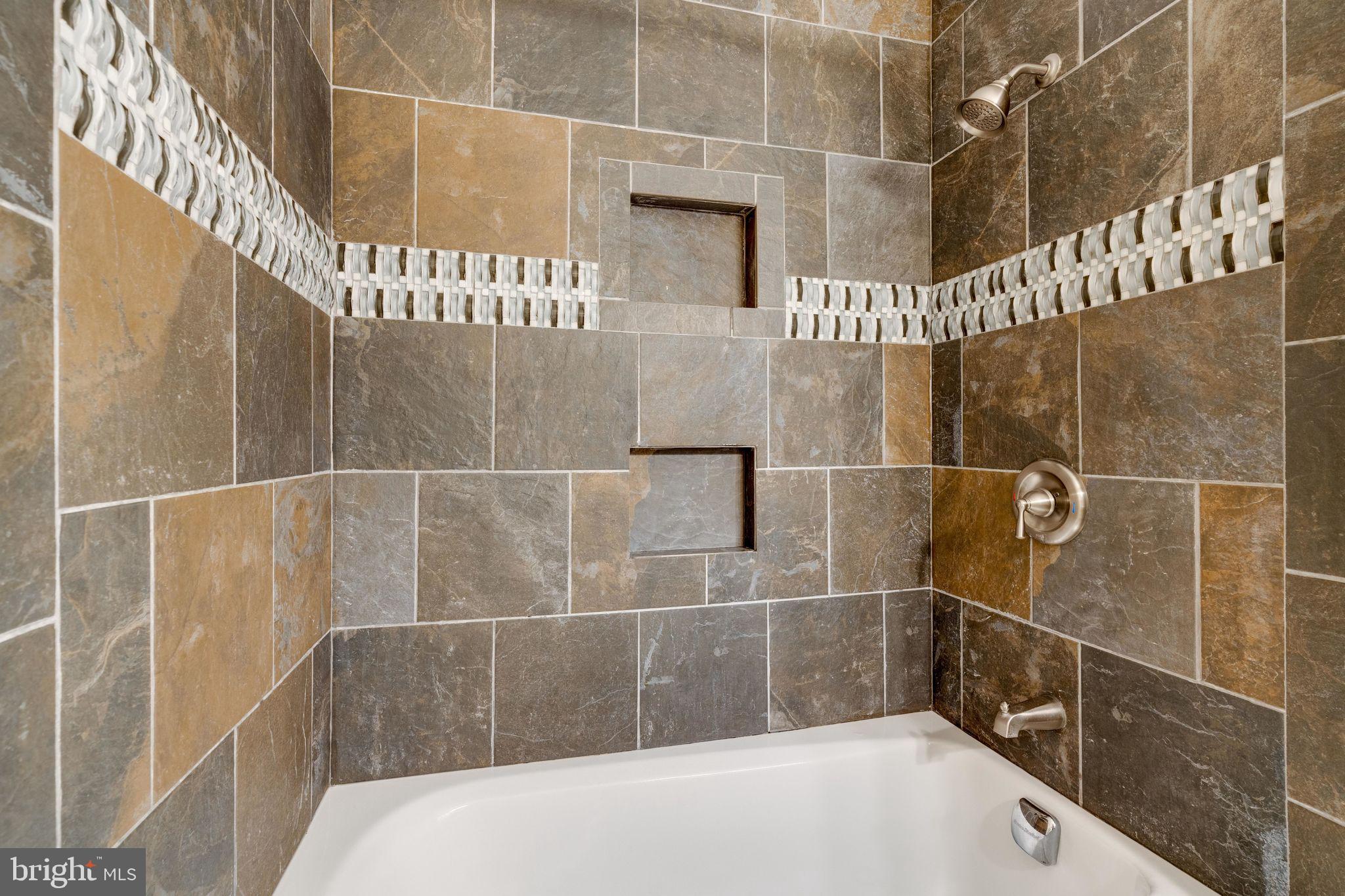 7909 Treeside Court Springfield, VA 22152 - Photo 26 of 35 Tiled shower/tub