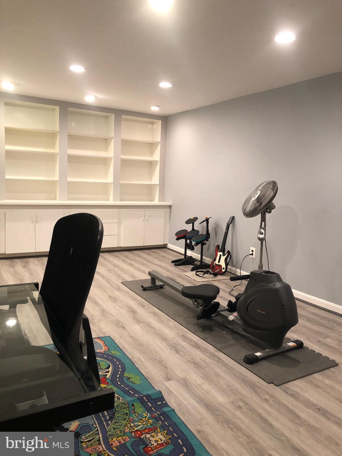 7909 Treeside Court Springfield, VA 22152 - Photo 27 of 35 Recreation room on lower level