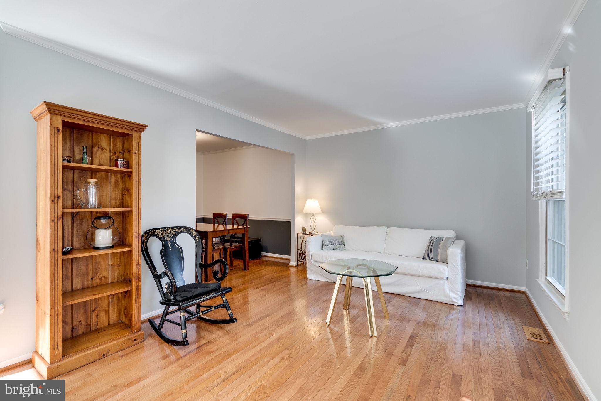 7909 Treeside Court Springfield, VA 22152 - Photo 6 of 35 Gallery Image 6
