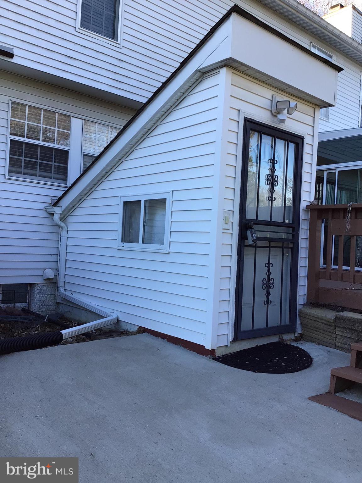 1307 Fairlakes Place Bowie, MD 20721 - Photo 2 of 14