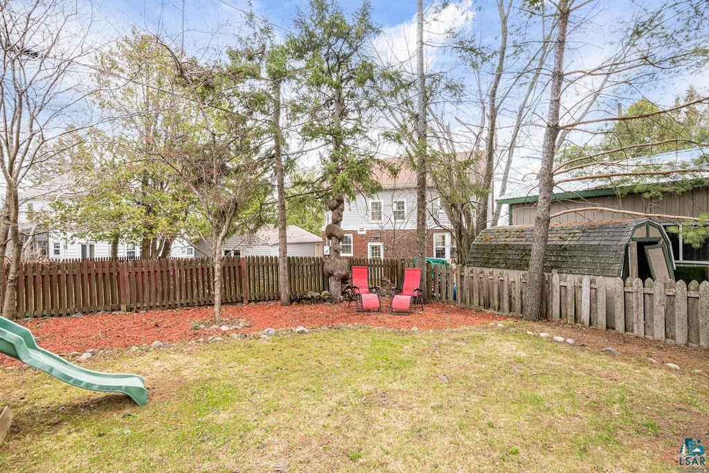 2312 East 8th Street Duluth, MN 55812 - Photo 37 of 44