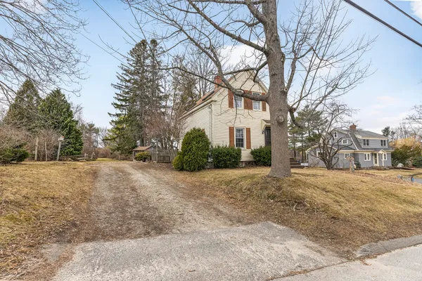 $450,000 | 20 Depot Road, Falmouth, ME 04105