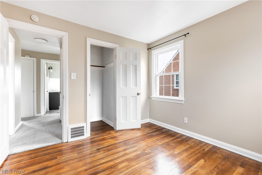 3668 Grosvenor Road Cleveland Heights, OH 44118 - Photo 12 of 18