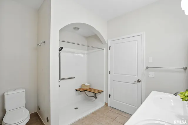 $269,999 | 1013 2nd St Court, Moline, IL 61265