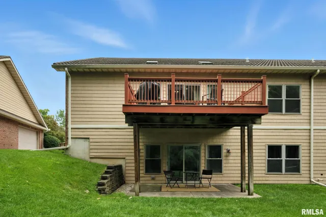 $269,999 | 1013 2nd St Court, Moline, IL 61265