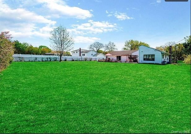 33 Longbow Lane Commack, NY 11725 - Photo 25 of 26