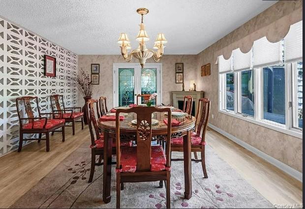 33 Longbow Lane Commack, NY 11725 - Photo 10 of 26