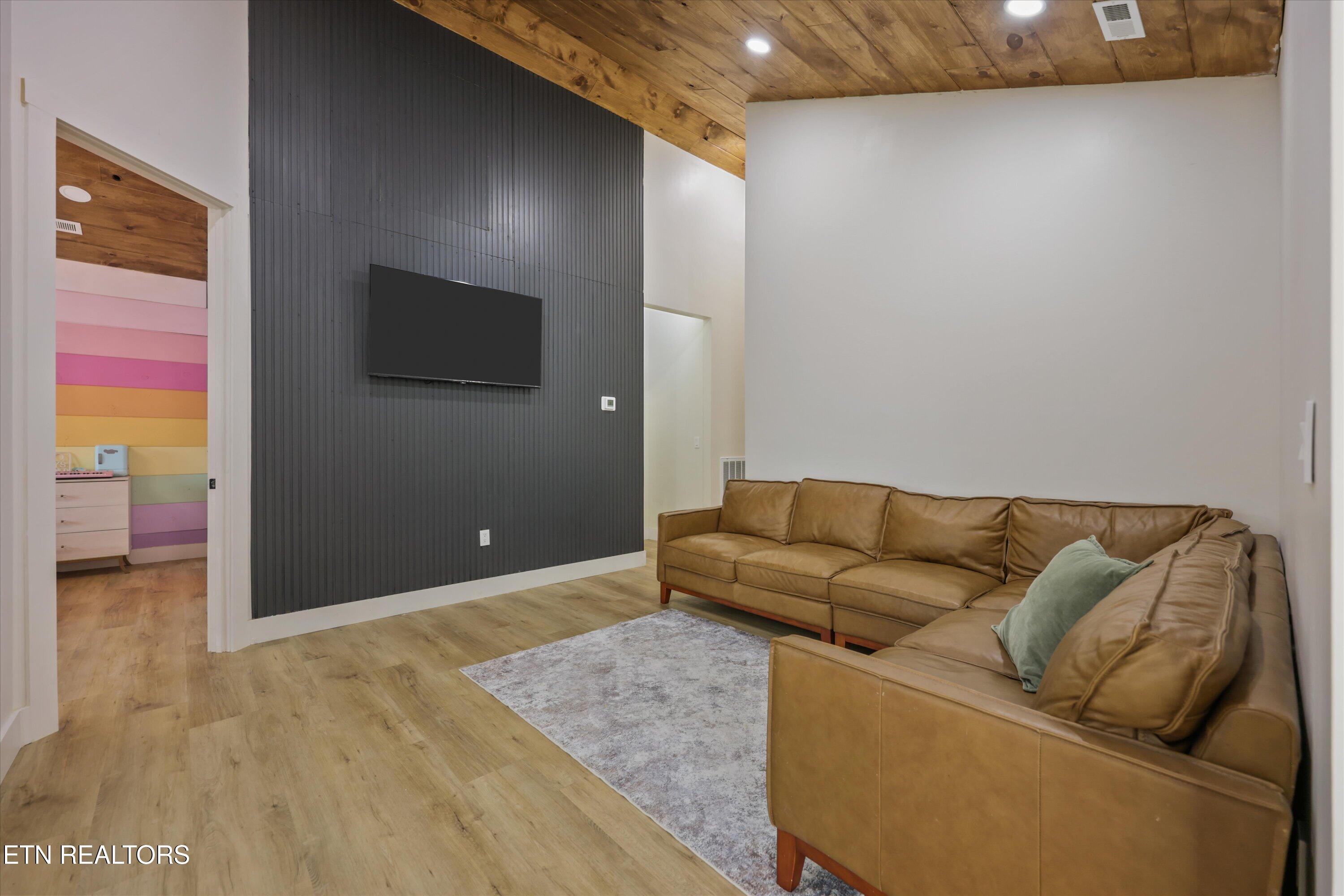 11922 Watkins Road East Loudon, TN 37774 - Photo 32 of 59 Flex Space