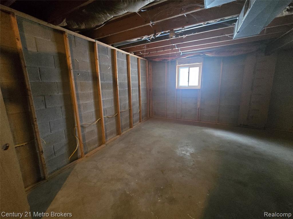 4493 Ward Road North Branch, MI 48461 - Photo 15 of 16 Gallery Image 15