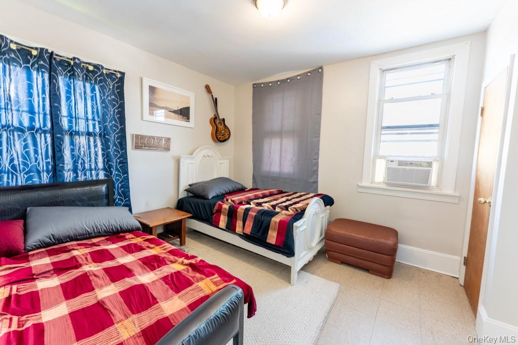 304 Lockwood Avenue New Rochelle, NY 10801 - Photo 12 of 23