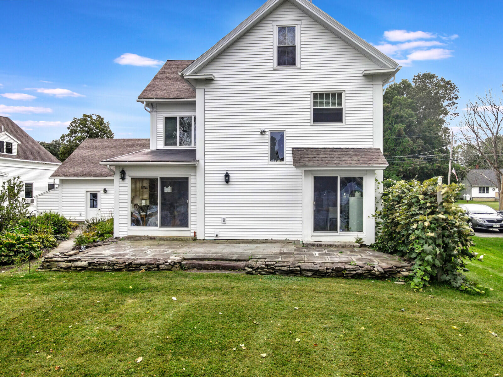 553 Main Street Wayne, ME 04284 - Photo 3 of 49 3