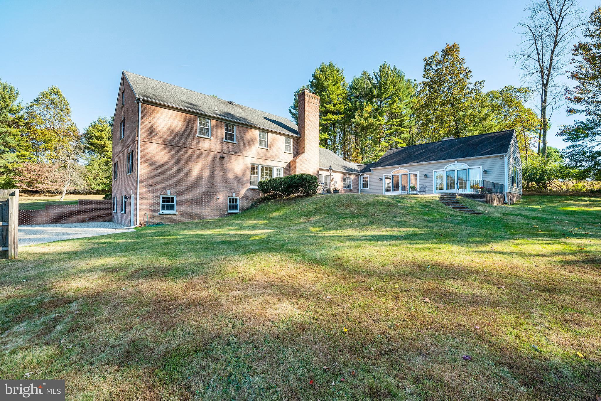 416 Dutton Mill Road Malvern, PA 19355 - Photo 5 of 50